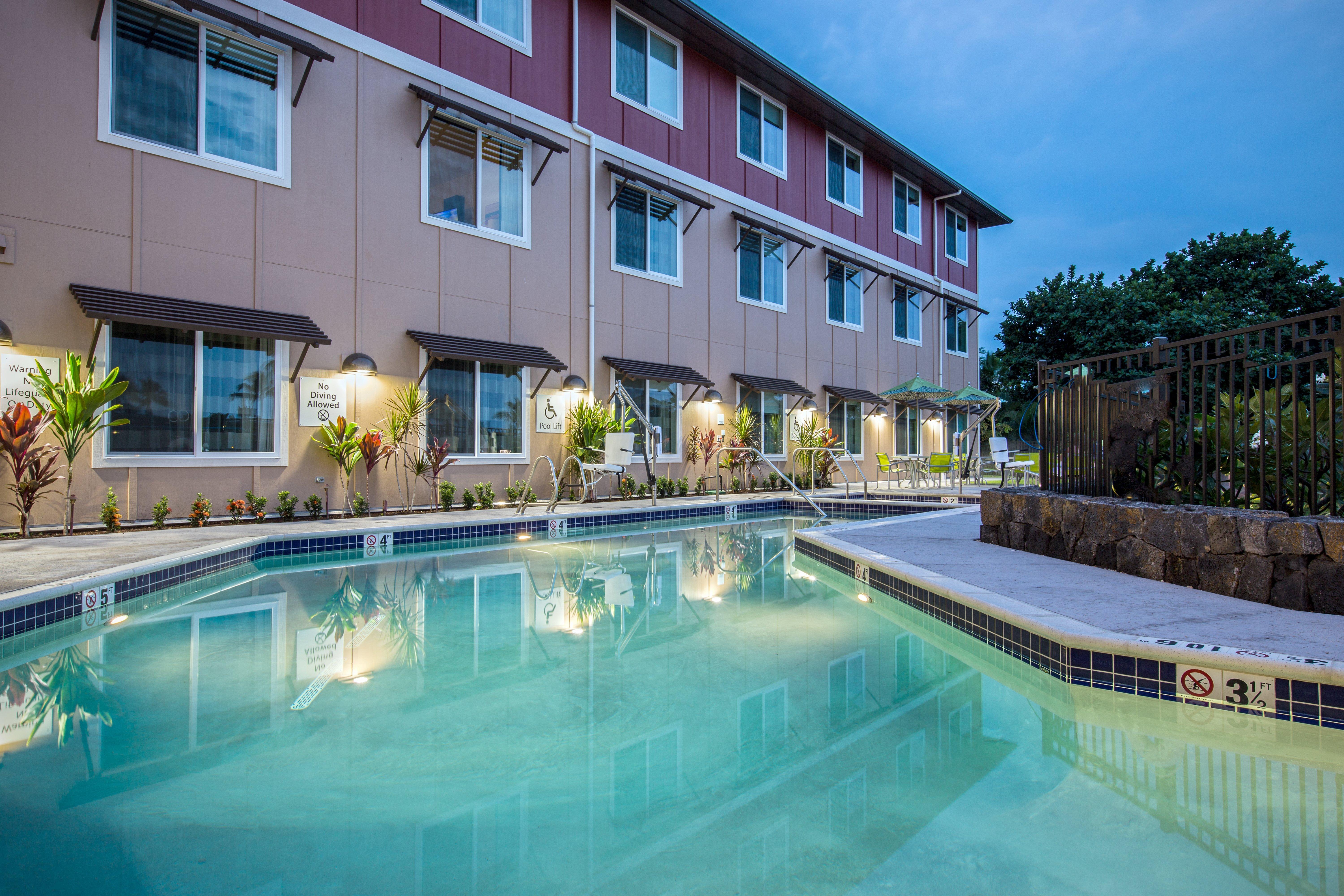 Holiday Inn Express & Suites Kailua-Kona By Ihg Esterno foto